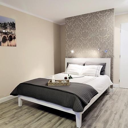 Paradise - Z Klimatyzacja Apartment เชสโตฮอวา ภายนอก รูปภาพ